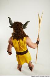 SIMON HAHN_HAHN MINOTAUR WIT SPEAR 4